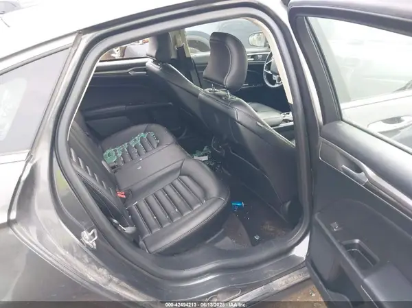 3FA6P0CD5KR180136 2019 FORD FUSION - Image 8
