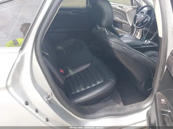 3FA6P0CD5KR180556 2019 FORD FUSION - Image 8