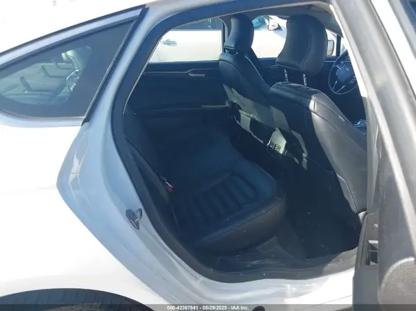 3FA6P0CD5KR180881 2019 FORD FUSION - Image 8