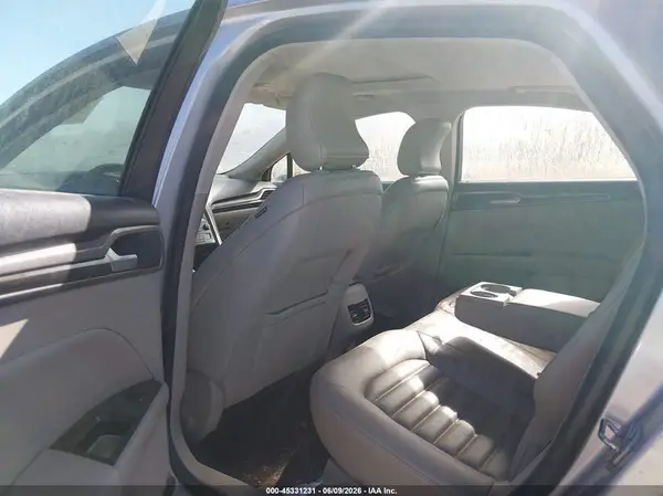 3FA6P0CD5KR219758 2019 FORD FUSION - Image 8