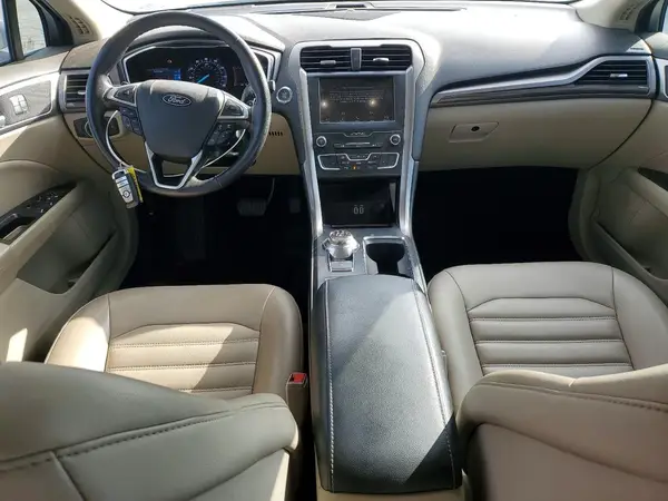 3FA6P0CD5KR219792 2019 FORD FUSION - Image 8