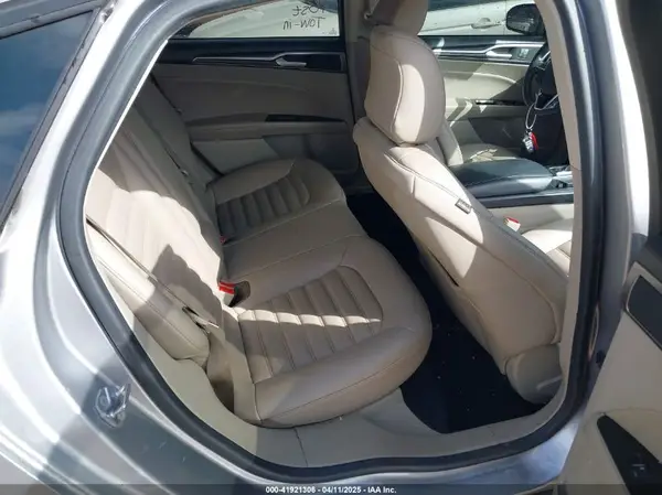 3FA6P0CD5LR117930 2020 FORD FUSION - Image 8