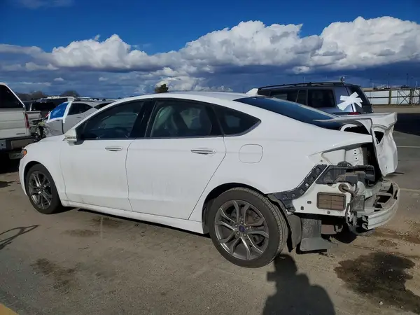 3FA6P0CD5LR131827 2020 FORD FUSION - Image 2