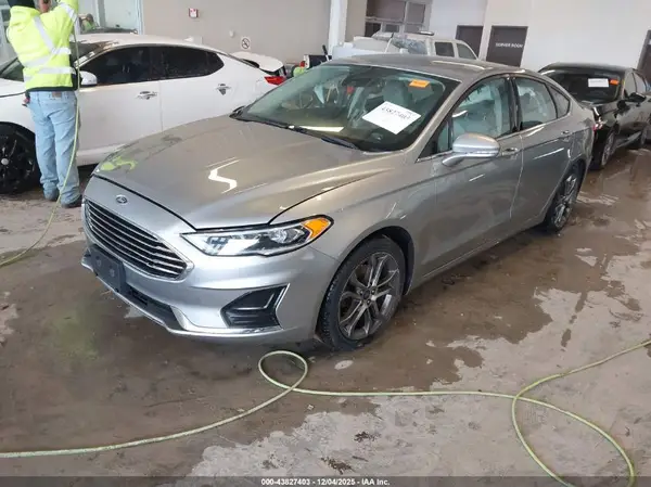 3FA6P0CD5LR138051 2020 FORD FUSION - Image 2