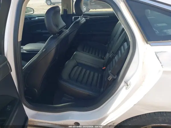 3FA6P0CD6KR132936 2019 FORD FUSION - Image 8