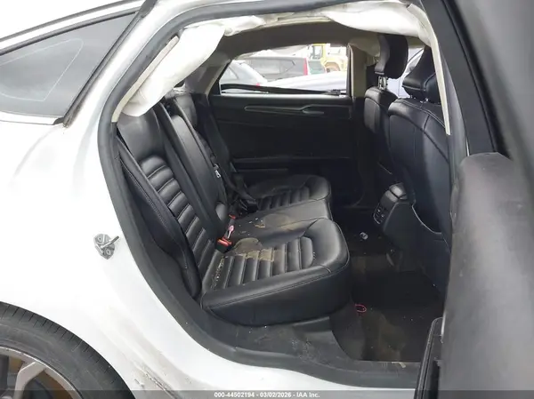 3FA6P0CD6KR140504 2019 FORD FUSION - Image 8