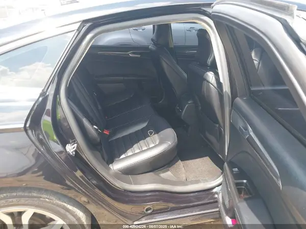 3FA6P0CD6KR252767 2019 FORD FUSION - Image 8