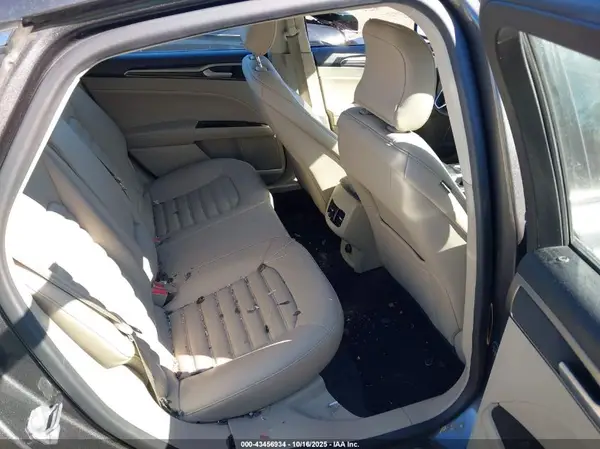 3FA6P0CD6KR285249 2019 FORD FUSION - Image 8