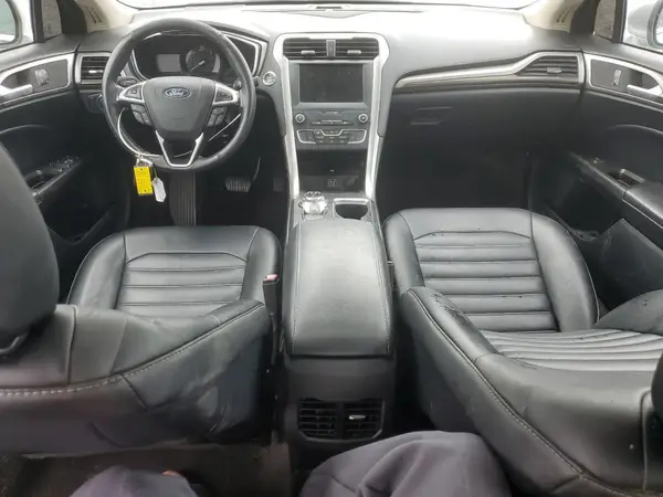 3FA6P0CD6LR137183 2020 FORD FUSION - Image 8