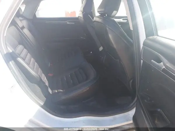 3FA6P0CD6LR138799 2020 FORD FUSION - Image 8