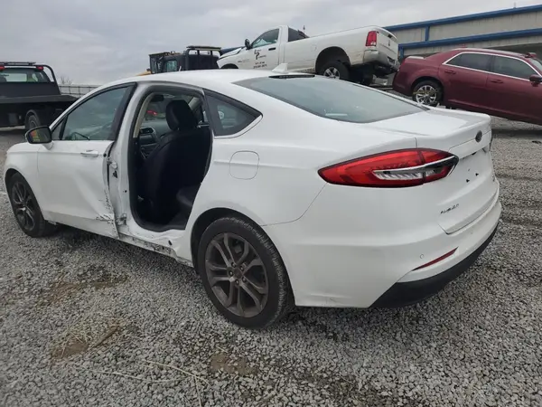 3FA6P0CD6LR195858 2020 FORD FUSION - Image 2