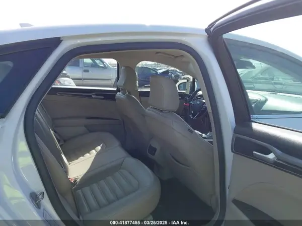 3FA6P0CD6LR205434 2020 FORD FUSION - Image 8
