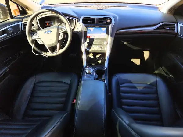 3FA6P0CD7KR132721 2019 FORD FUSION - Image 8