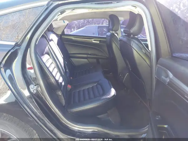 3FA6P0CD7KR144688 2019 FORD FUSION - Image 8