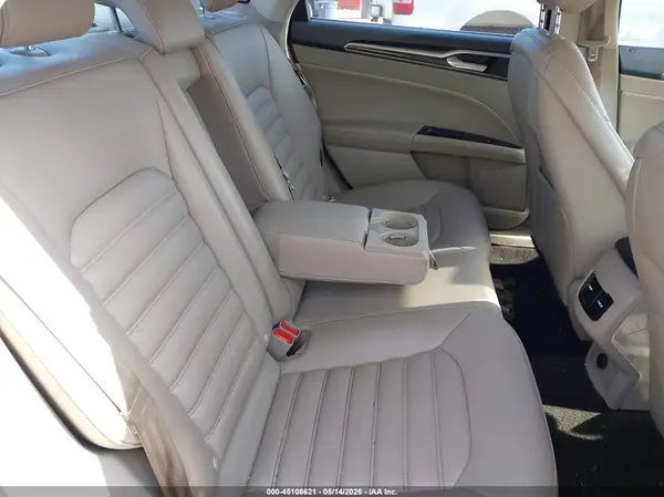 3FA6P0CD7KR150975 2019 FORD FUSION - Image 8