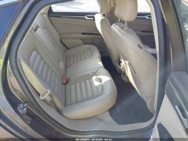 3FA6P0CD7KR219986 2019 FORD FUSION - Image 8