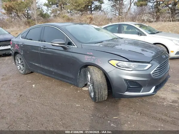 3FA6P0CD7KR237243 2019 FORD FUSION - Image 1