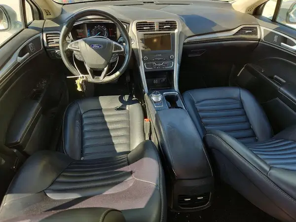 3FA6P0CD7KR270243 2019 FORD FUSION - Image 8