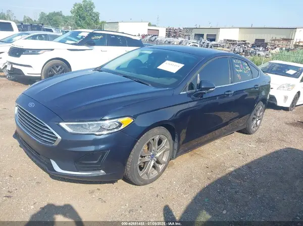 3FA6P0CD7LR109909 2020 FORD FUSION - Image 2
