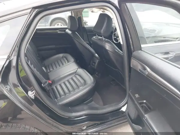 3FA6P0CD7LR116357 2020 FORD FUSION - Image 8