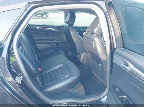 3FA6P0CD7LR130887 2020 FORD FUSION - Image 8