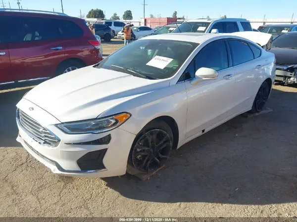 3FA6P0CD7LR135507 2020 FORD FUSION - Image 2