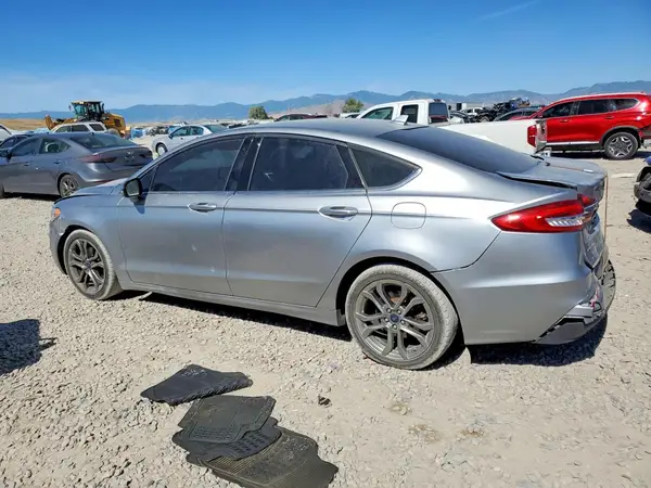 3FA6P0CD7LR138200 2020 FORD FUSION - Image 2