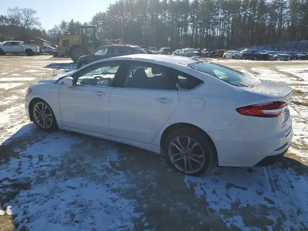 3FA6P0CD7LR154204 2020 FORD FUSION - Image 2