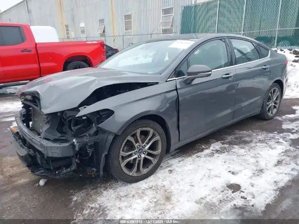 3FA6P0CD7LR174405 2020 FORD FUSION - Image 2