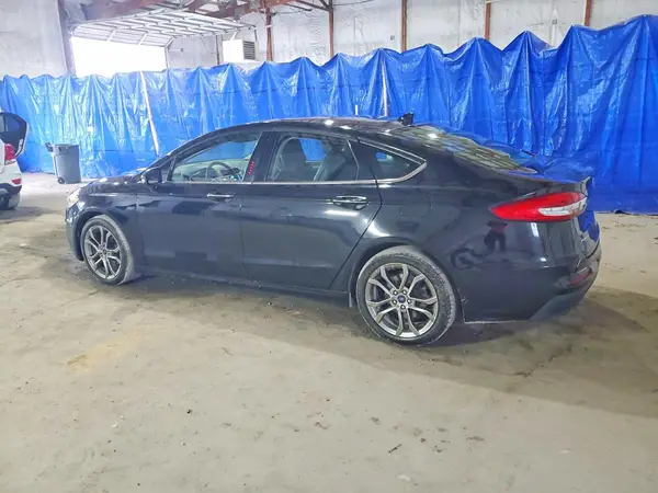 3FA6P0CD7LR174582 2020 FORD FUSION - Image 2