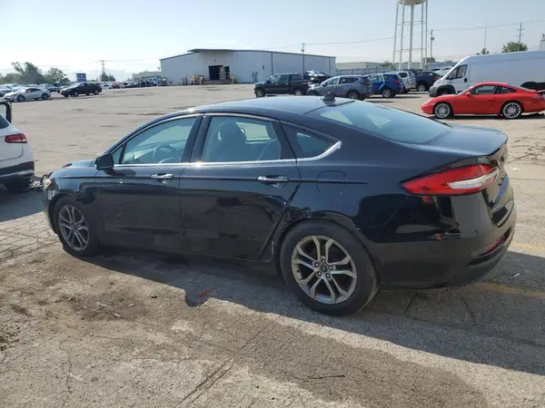 3FA6P0CD7LR203286 2020 FORD FUSION - Image 2