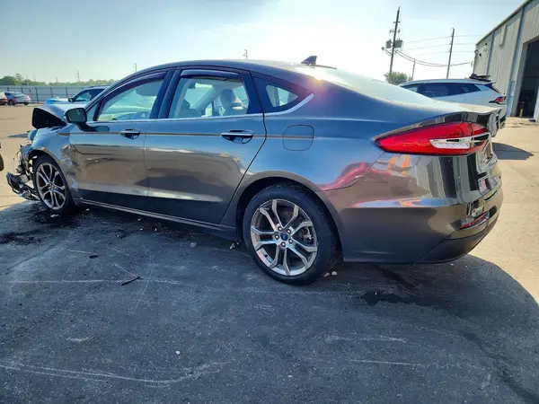 3FA6P0CD7LR252259 2020 FORD FUSION - Image 2