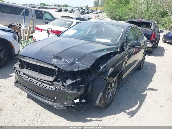 3FA6P0CD8KR118116 2019 FORD FUSION - Image 2