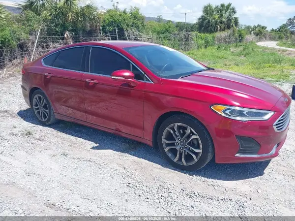 3FA6P0CD8KR127978 2019 FORD FUSION - Image 1