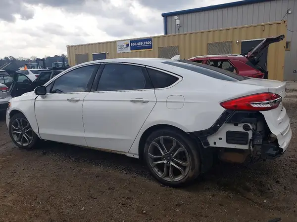 3FA6P0CD8KR142013 2019 FORD FUSION - Image 2