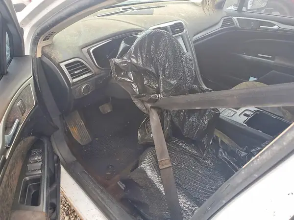 3FA6P0CD8KR142013 2019 FORD FUSION - Image 8
