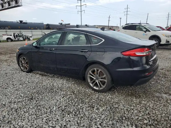 3FA6P0CD8KR181605 2019 FORD FUSION - Image 2