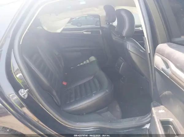 3FA6P0CD8KR181748 2019 FORD FUSION - Image 8