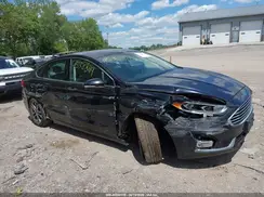 3FA6P0CD8KR219639 2019 FORD FUSION