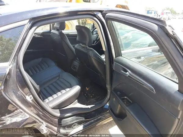 3FA6P0CD8KR219639 2019 FORD FUSION - Image 8