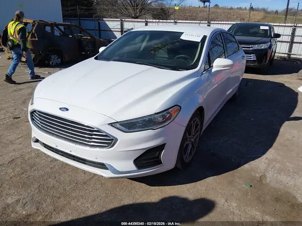 3FA6P0CD8KR233914 2019 FORD FUSION - Image 2