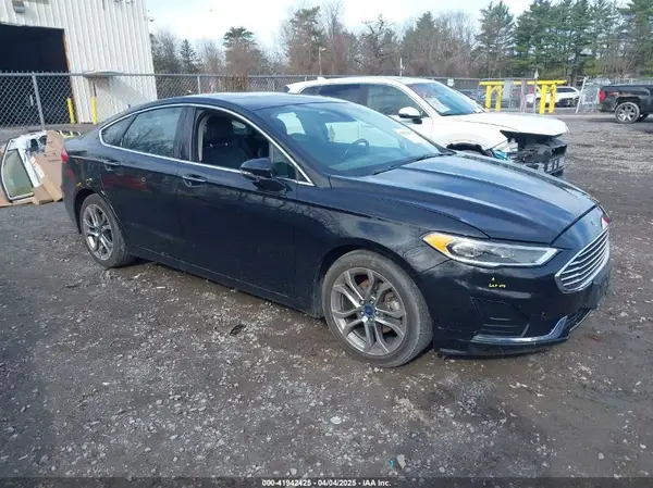 3FA6P0CD8KR265181 2019 FORD FUSION - Image 1
