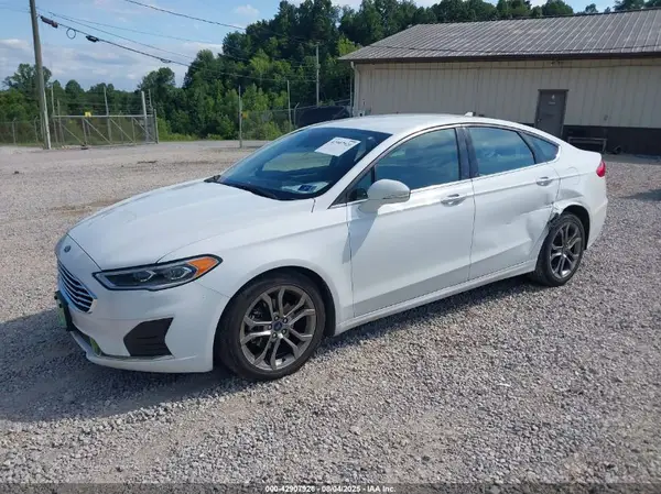 3FA6P0CD8LR130512 2020 FORD FUSION - Image 2