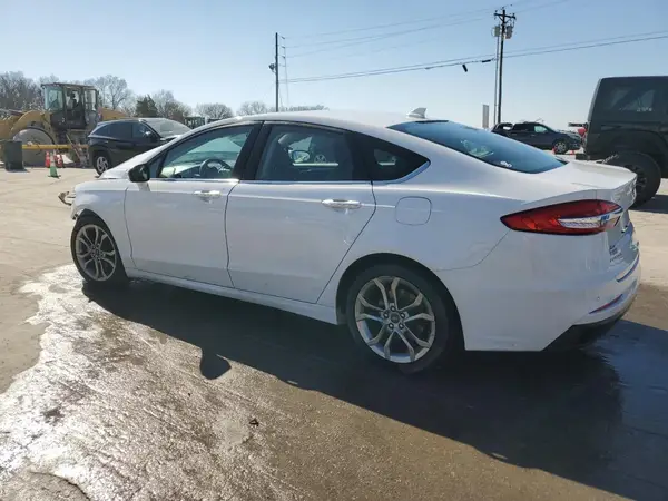 3FA6P0CD8LR137573 2020 FORD FUSION - Image 2