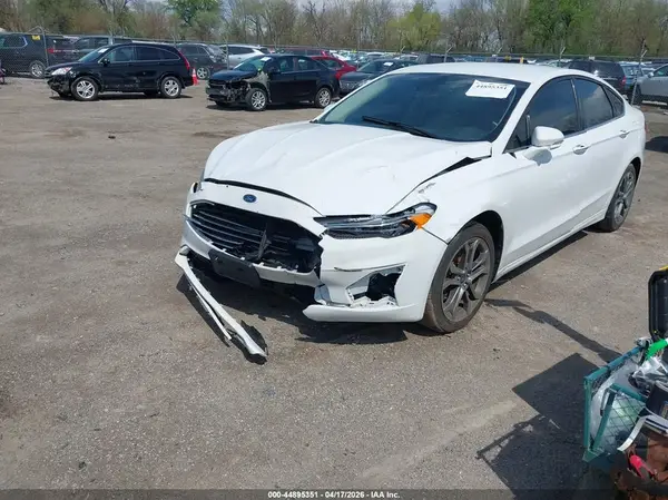 3FA6P0CD8LR154454 2020 FORD FUSION - Image 2