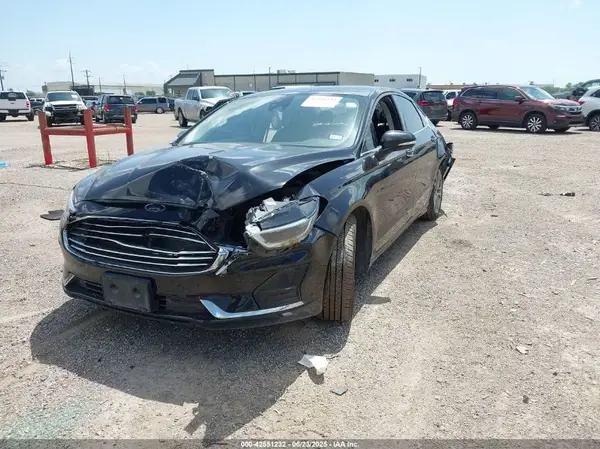 3FA6P0CD8LR215852 2020 FORD FUSION - Image 2