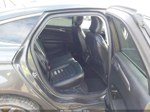 3FA6P0CD9KR138942 2019 FORD FUSION - Image 8