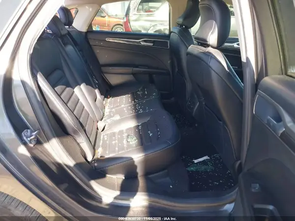 3FA6P0CD9KR213705 2019 FORD FUSION - Image 8
