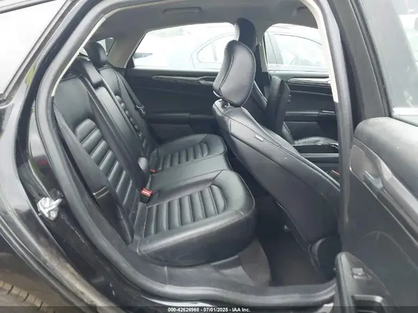 3FA6P0CD9LR115629 2020 FORD FUSION - Image 8