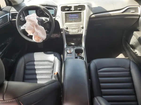 3FA6P0CD9LR206271 2020 FORD FUSION - Image 8
